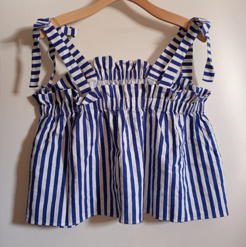 ELOQUII Elements Women's Plus Size  Tie-Shoulder Linen Tank - Picture 5 of 11